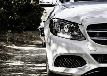 wypożyczalnia samochodów