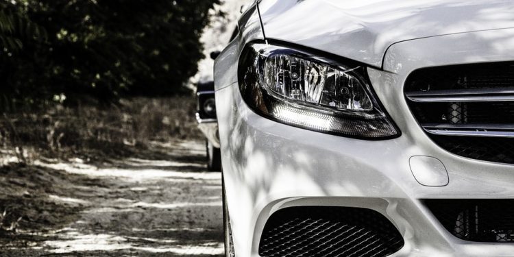 wypożyczalnia samochodów