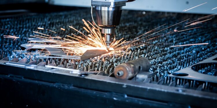 Cięcie laserowe. Szansa na nietypową dekorację ścian - X-MAG.pl ciecie laserowe