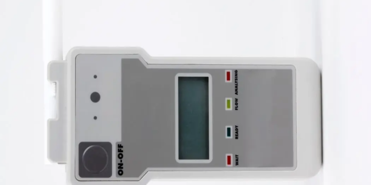 Jak wybrać najlepszy dla siebie alkomat osobisty - X-MAG.pl alkomaty