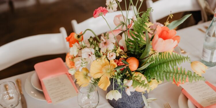 Imprezy okolicznościowe - dlaczego warto organizować je na sali? - X-MAG.pl impreza