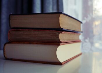 Jak wybrać najlepszy skup podręczników?