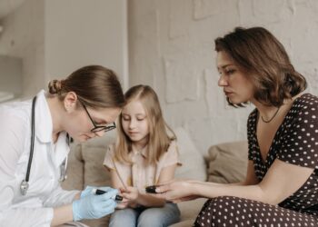 Lekarz pediatra – jakie cechy posiada dobry specjalista?