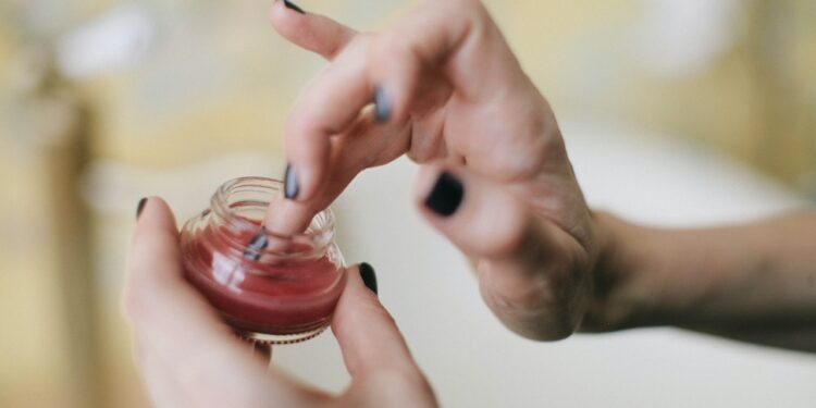 Balsam z wiesiołka - poznaj jego właściwości - X-MAG.pl uroda