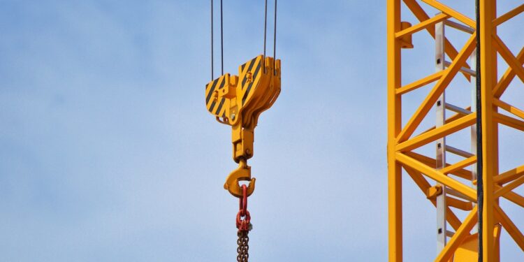 Jak odbywa się demontaż urządzeń dźwignicowych? - X-MAG.pl urzadzenia dzwignicowe