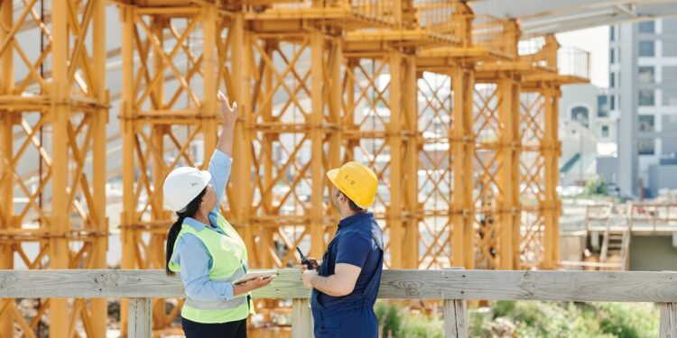 Kto odpowiada za nadzór BHP na budowie? - X-MAG.pl nadzor nad budowa