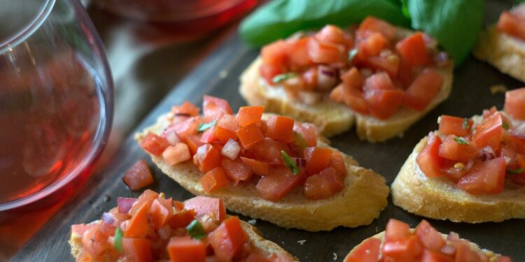 Opakowania do cateringu – wszystko, co musisz o nich wiedzieć - X-MAG.pl Opakowania do cateringu – wszystko, co musisz o nich wiedzieć