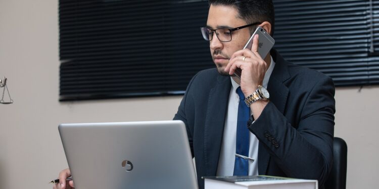 Dlaczego warto skorzystać z pomocy doświadczonego adwokata? - X-MAG.pl pomoc prawna