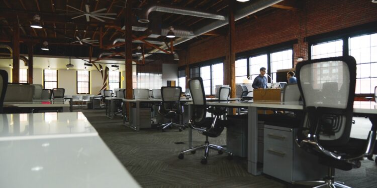 Systemy zarządzania zgodne z ISO - co należy o nich wiedzieć? - X-MAG.pl prowadzenie firmy