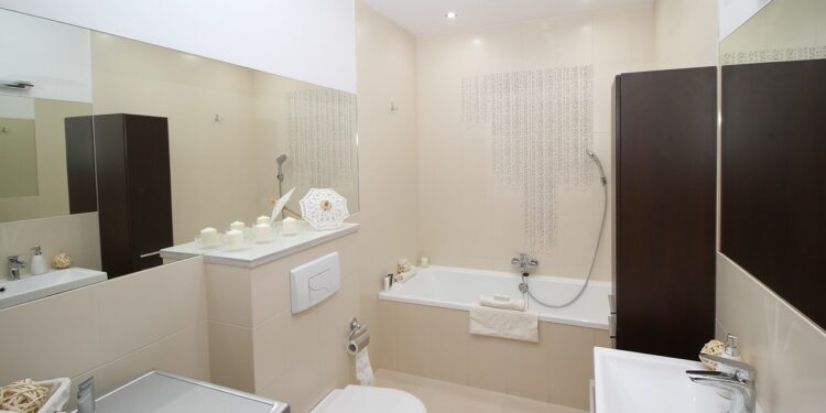 Czy lustro do przyklejenia jest łatwe w montażu? - X-MAG.pl lustro do przyklejenia