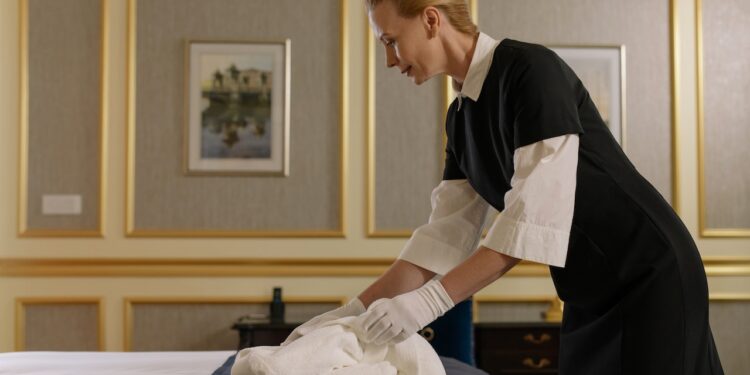 Jak wygląda profesjonalne sprzątanie pensjonatów w Warszawie? - X-MAG.pl sprzatanie pensjonatow