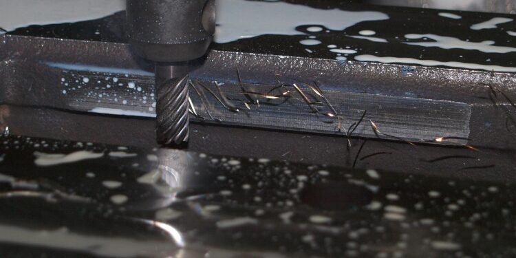 Na czym polega obróbka elektroerozyjna? - X-MAG.pl obrobka elektroerozyjna