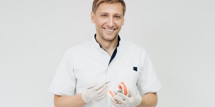 Ortodonta a dentysta - czym się różnią? - X-MAG.pl lekarz ortodonta