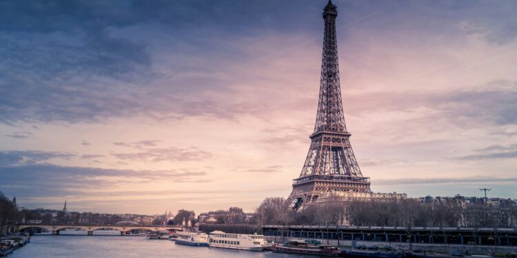 Francuski Klucz do Sukcesu: Rola Tłumaczy w Globalizacji Śląska - X-MAG.pl tlumaczenia francuskie