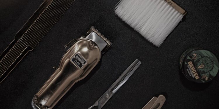 Kurs barberski od A do Z - czym kierować się przy wyborze? - X-MAG.pl Kurs barberski od A do Z – czym kierować się przy wyborze?